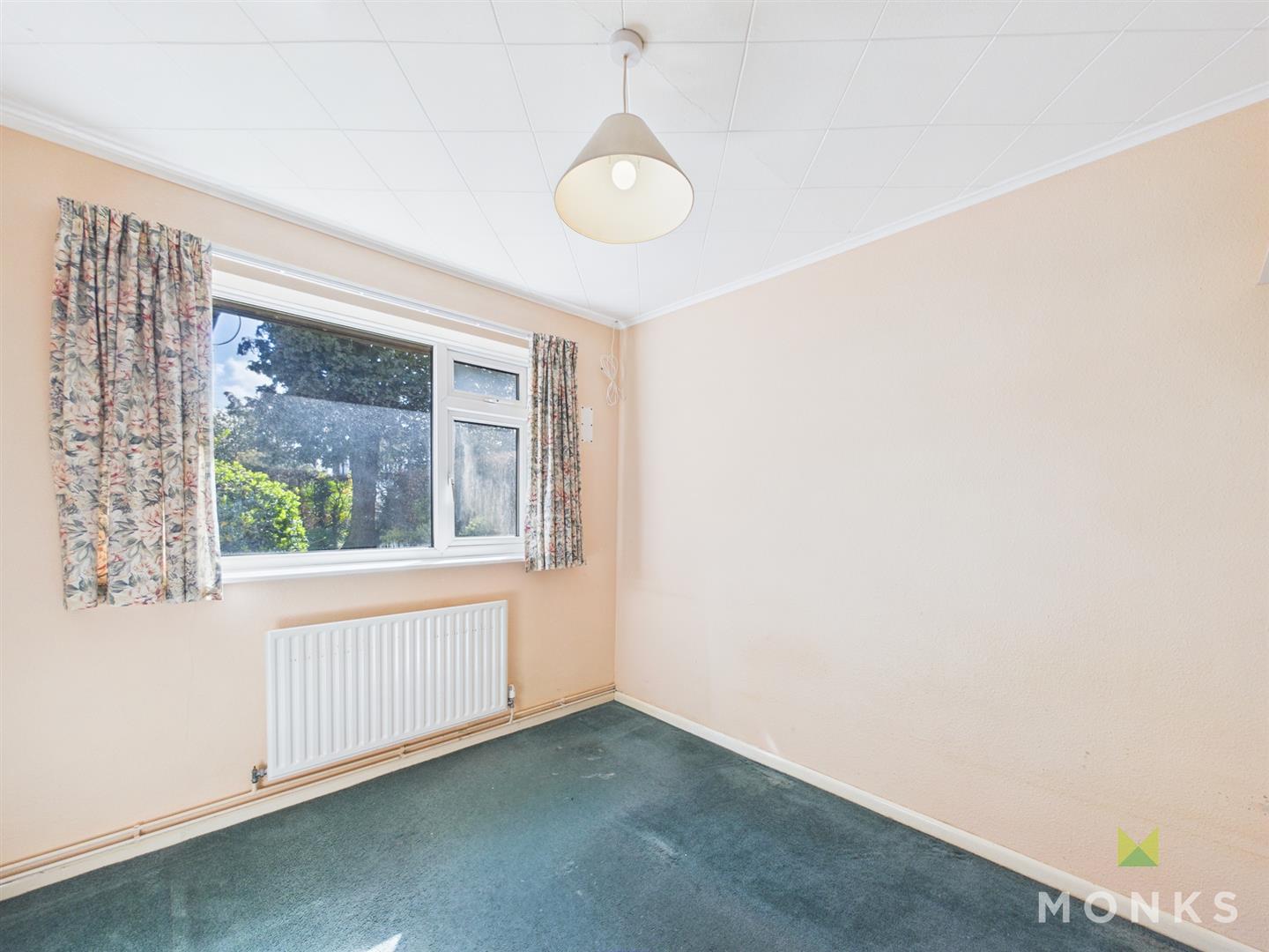 39 Roden Grove, Shrewsbury, SY4 5HJ For Sale